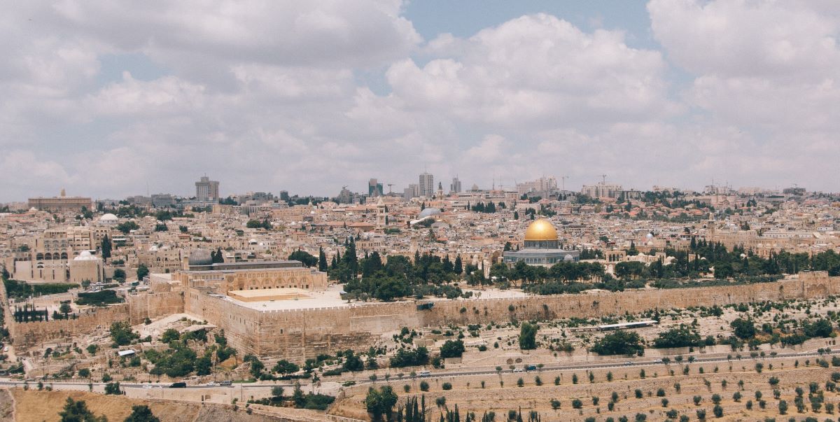 Quakers welcome landmark day for Palestine and Israel