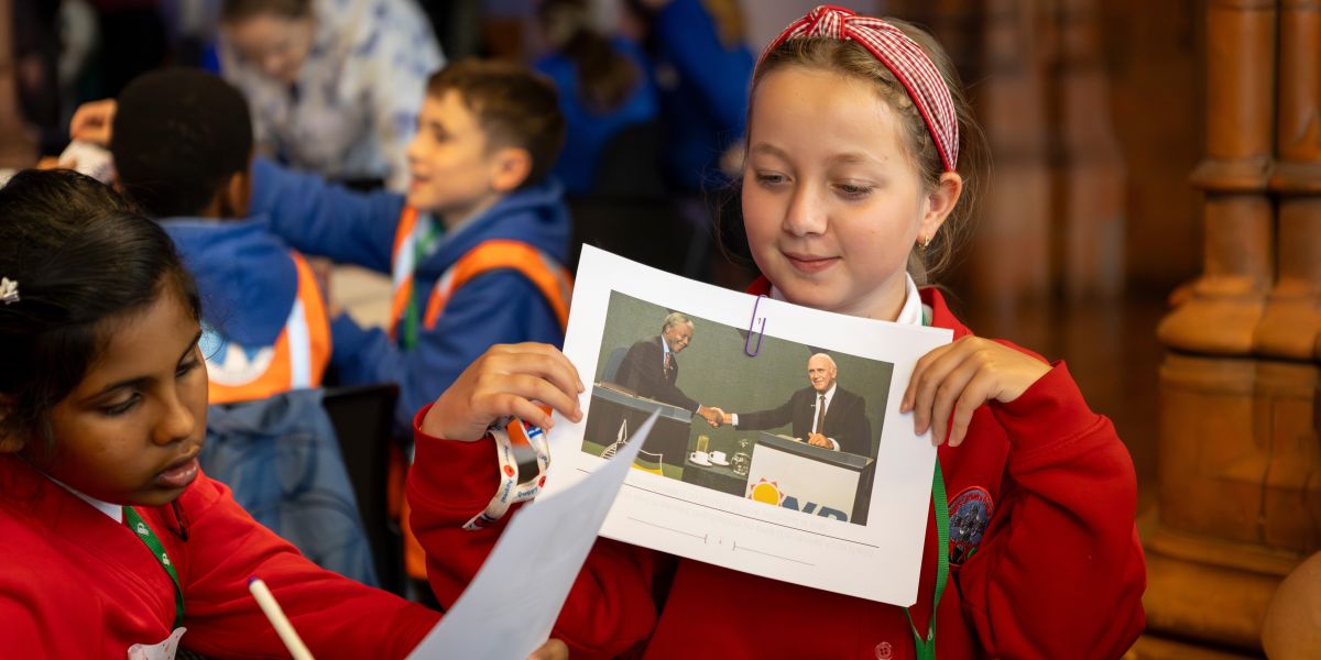 Young peacemakers gather in Cardiff to celebrate peace in schools