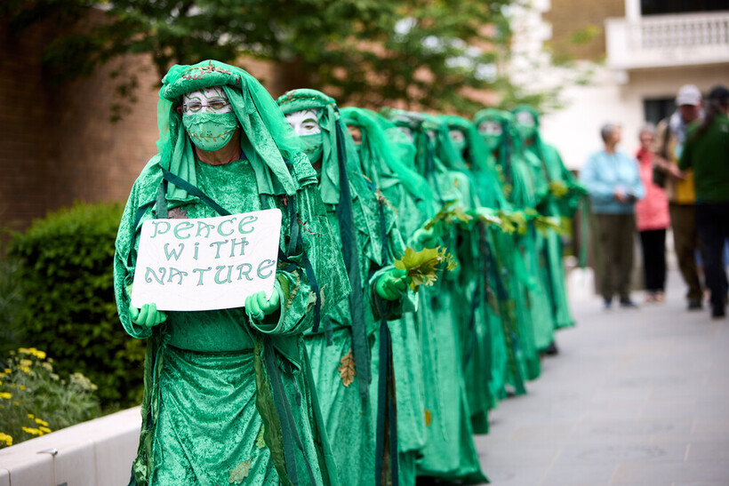 MPs sometimes say that nobody raises climate issues on the doorstep, so it's important to speak up about climate and nature. Photo Mike Pinches for Quakers in Britain.